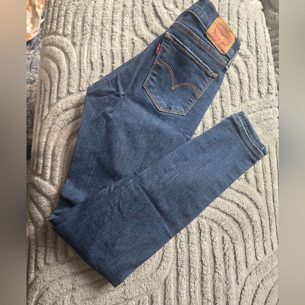 Levi's Classic Dark Wash Slim Jeans - Blue